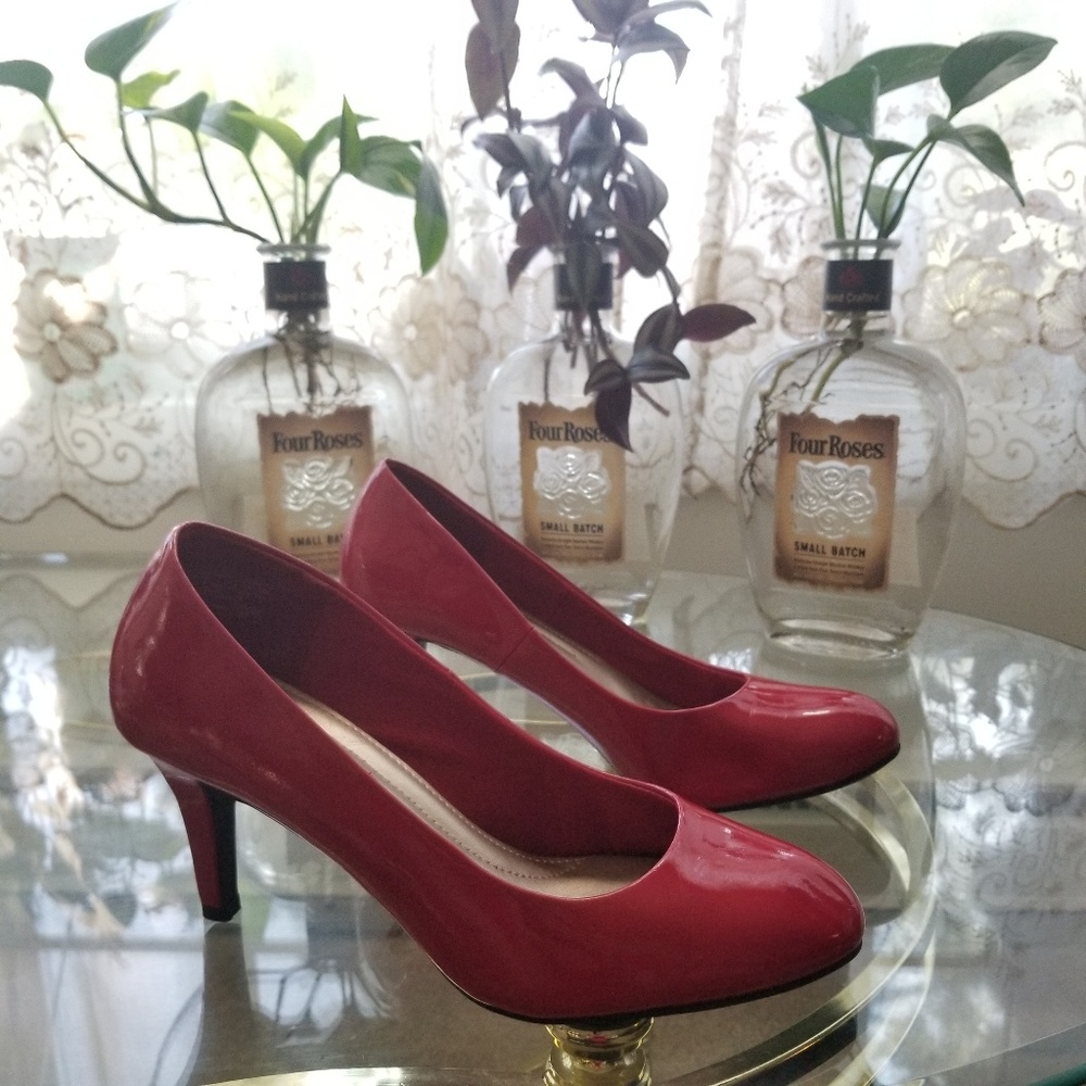 Comfort Plus Red Kitten Heels